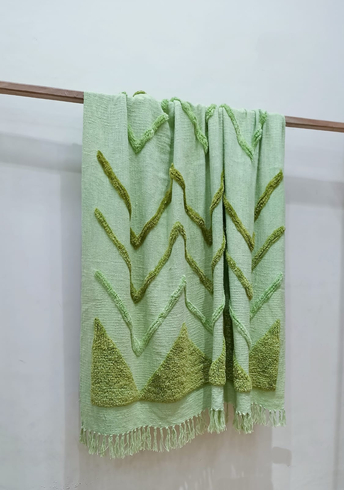 Decorative Tufted Throw Blanket