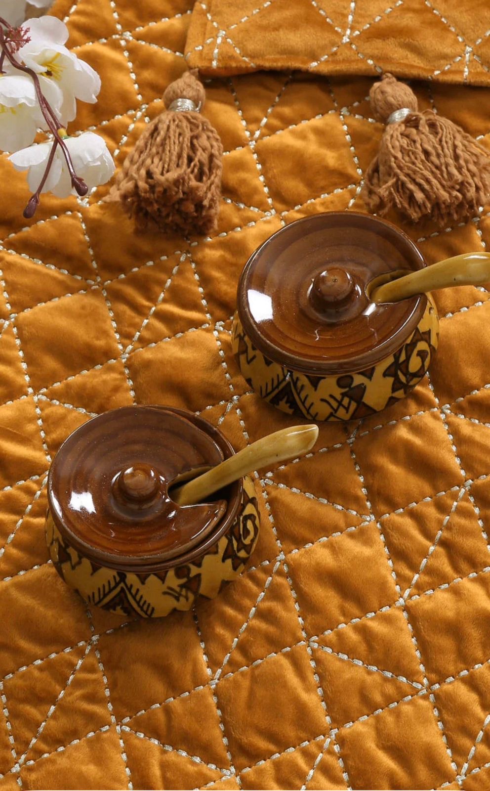 Heliodor Table Runner