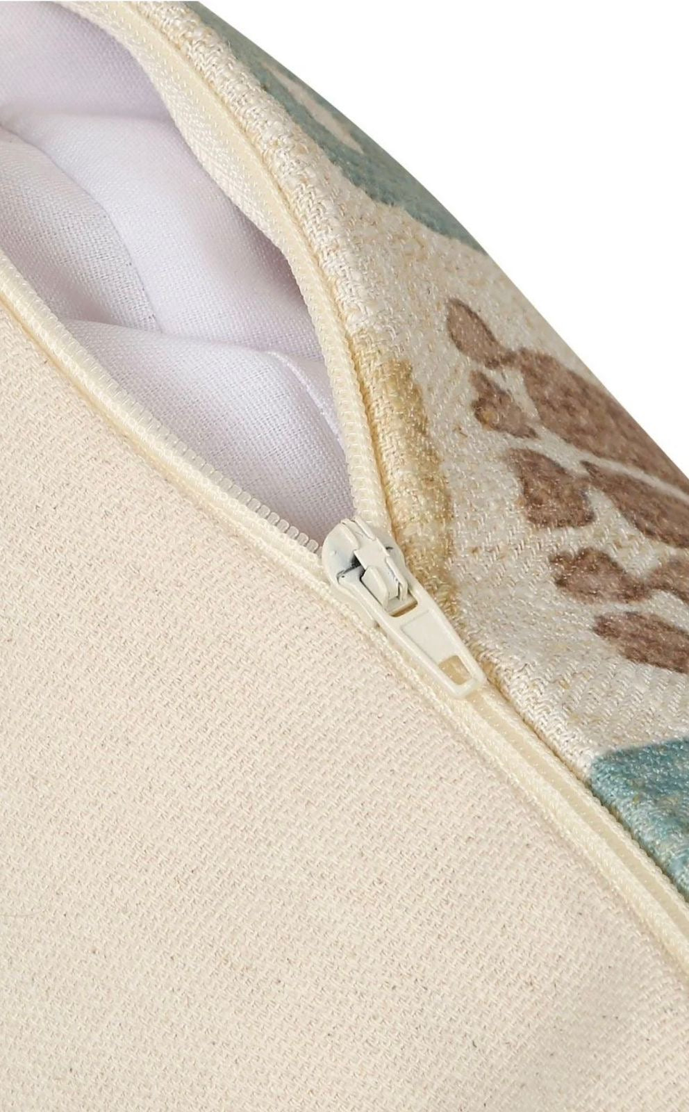Atelier Tassel Cushion Cover