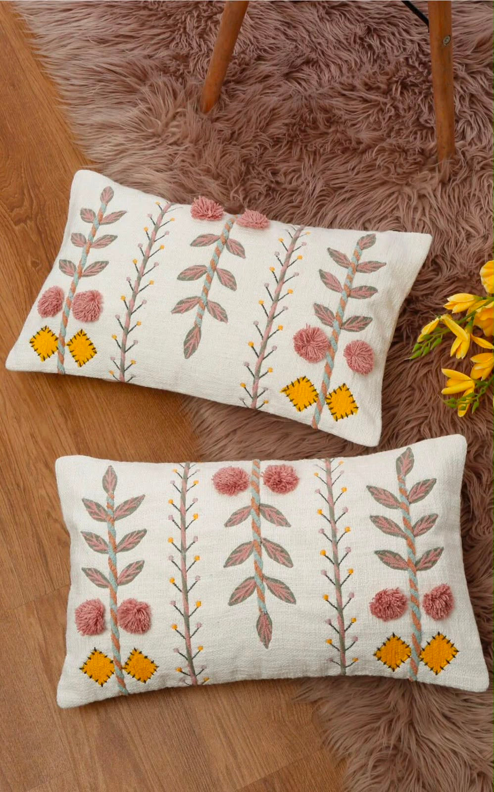 Aylin Leaf Cushion Cover