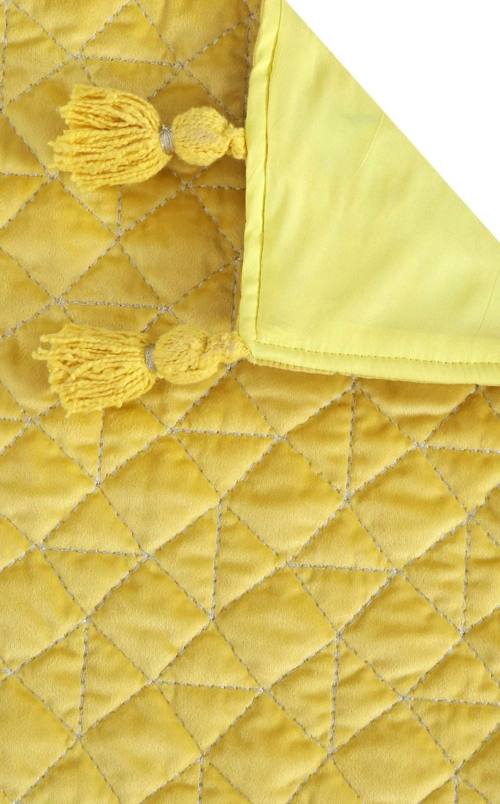 Cressa Table Runner