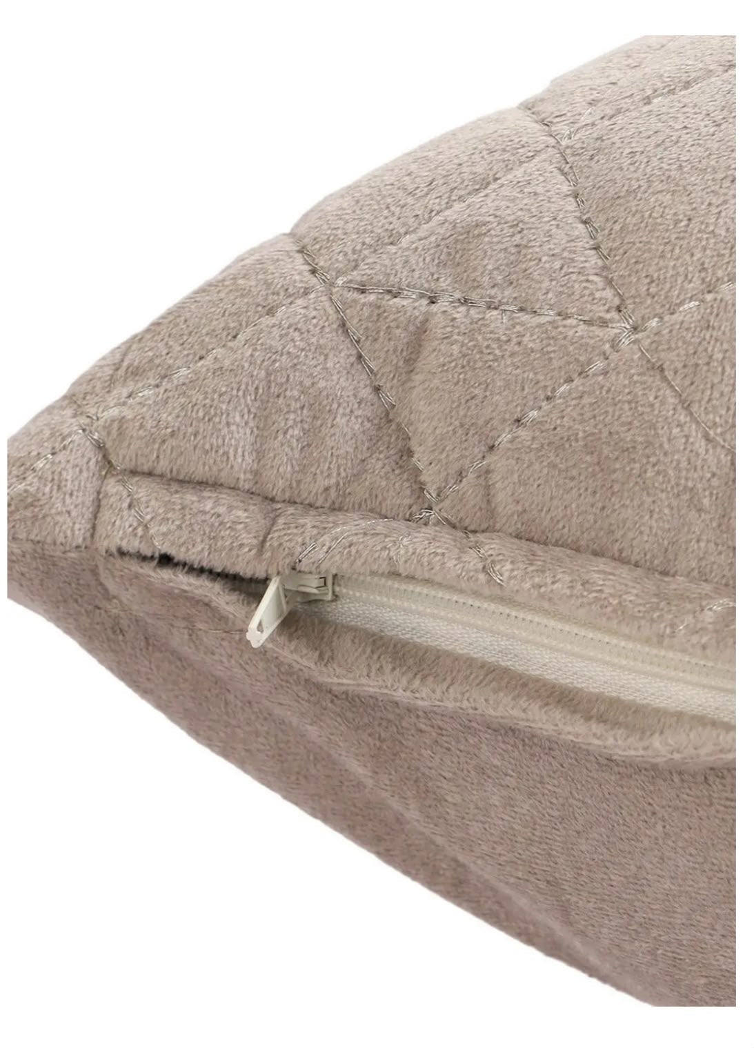 Sterling Crest Cushion Cover