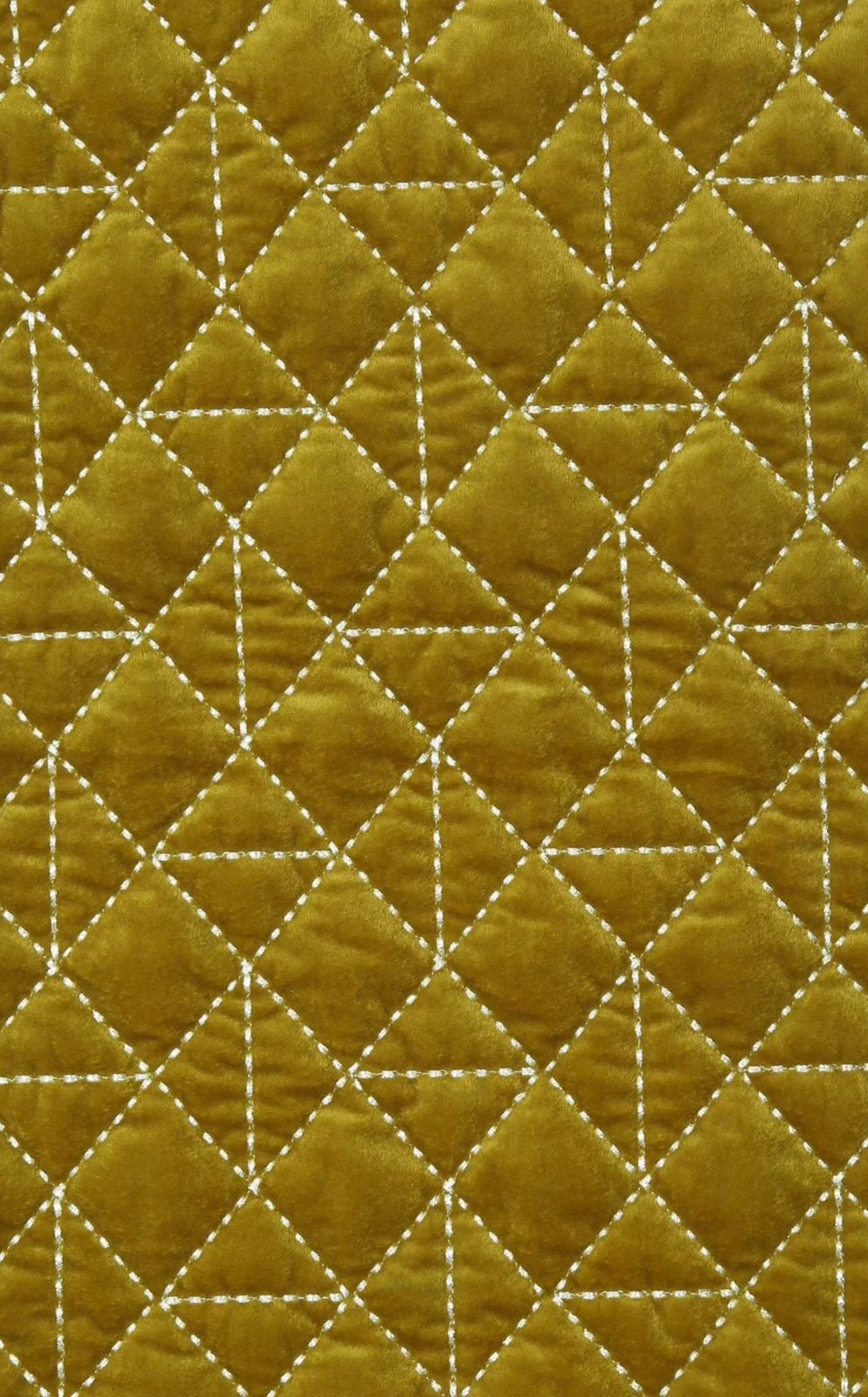 Elaia Table Runner