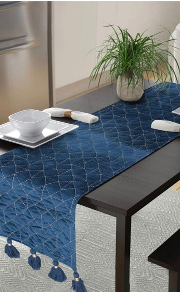 Kyanos Table Runner