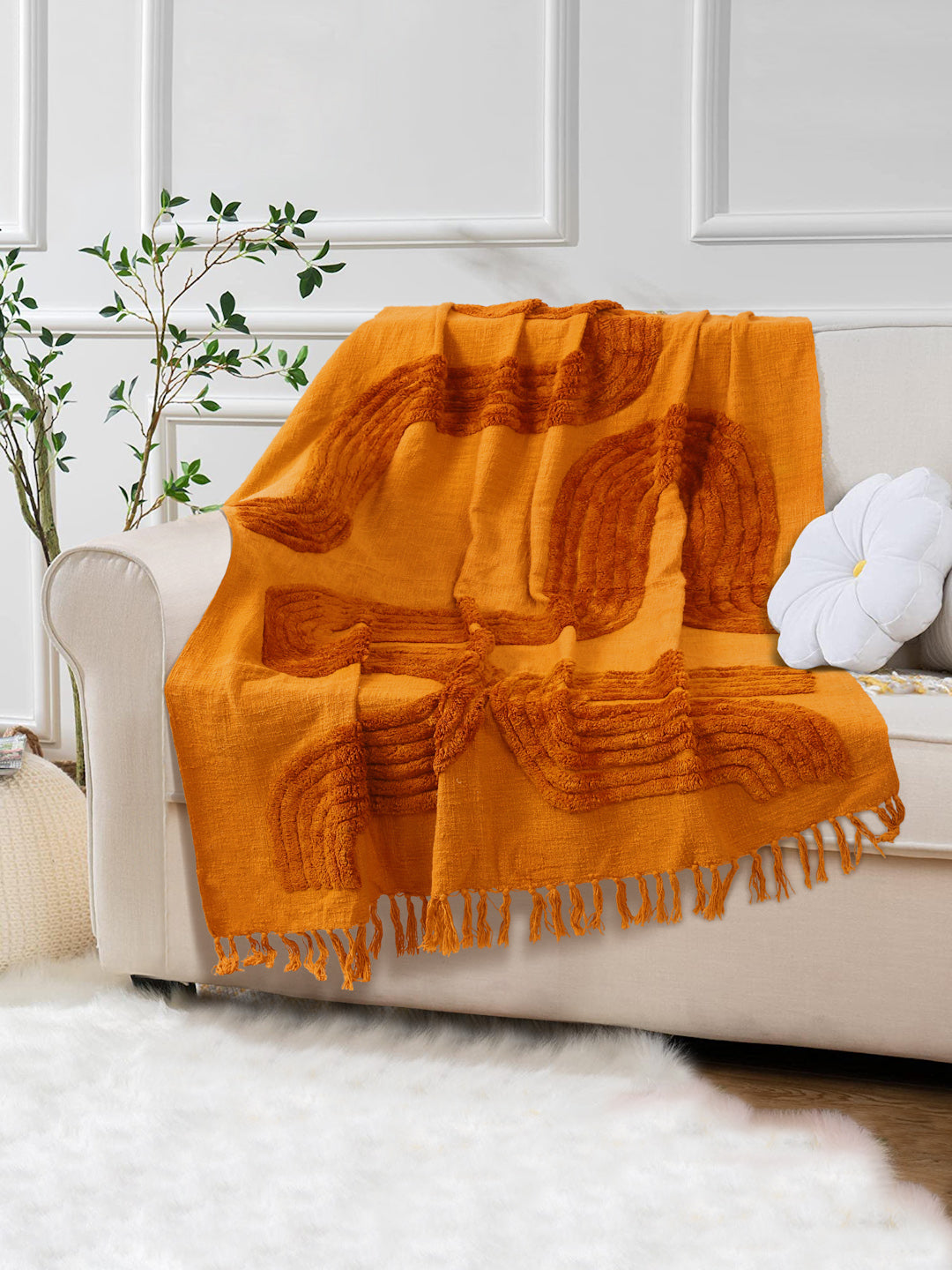 Minimalist Waves Tufted Throw Blanket