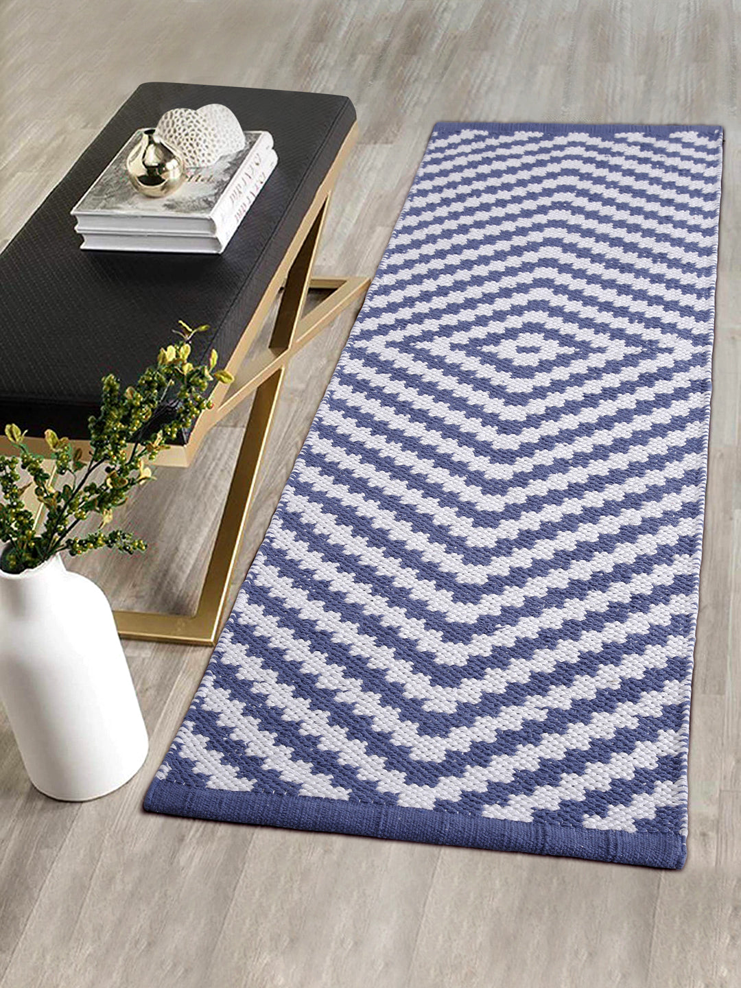 Handmade Geometric Pattern Cotton Rug