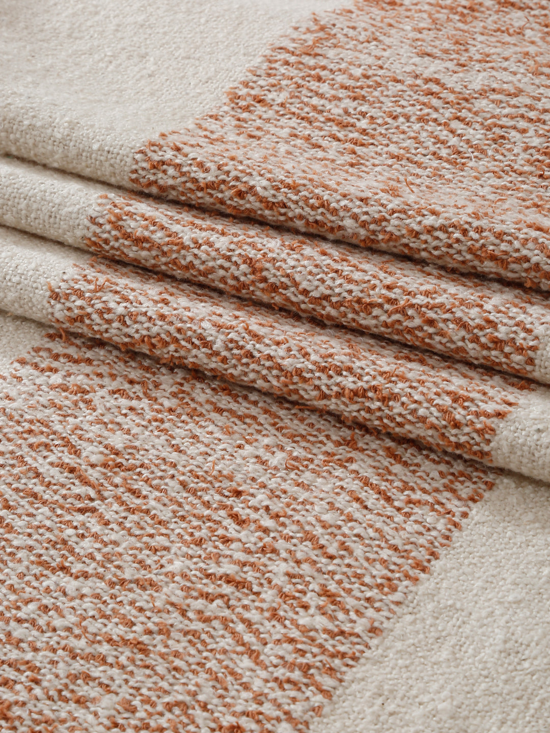 Serein Boucle Table Runner Set