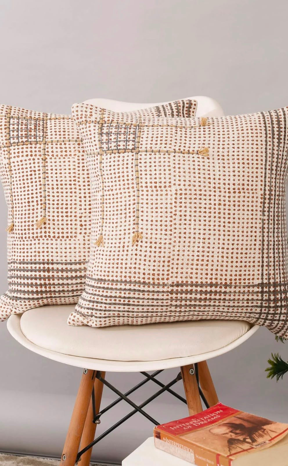 Dolma Cushion Cover
