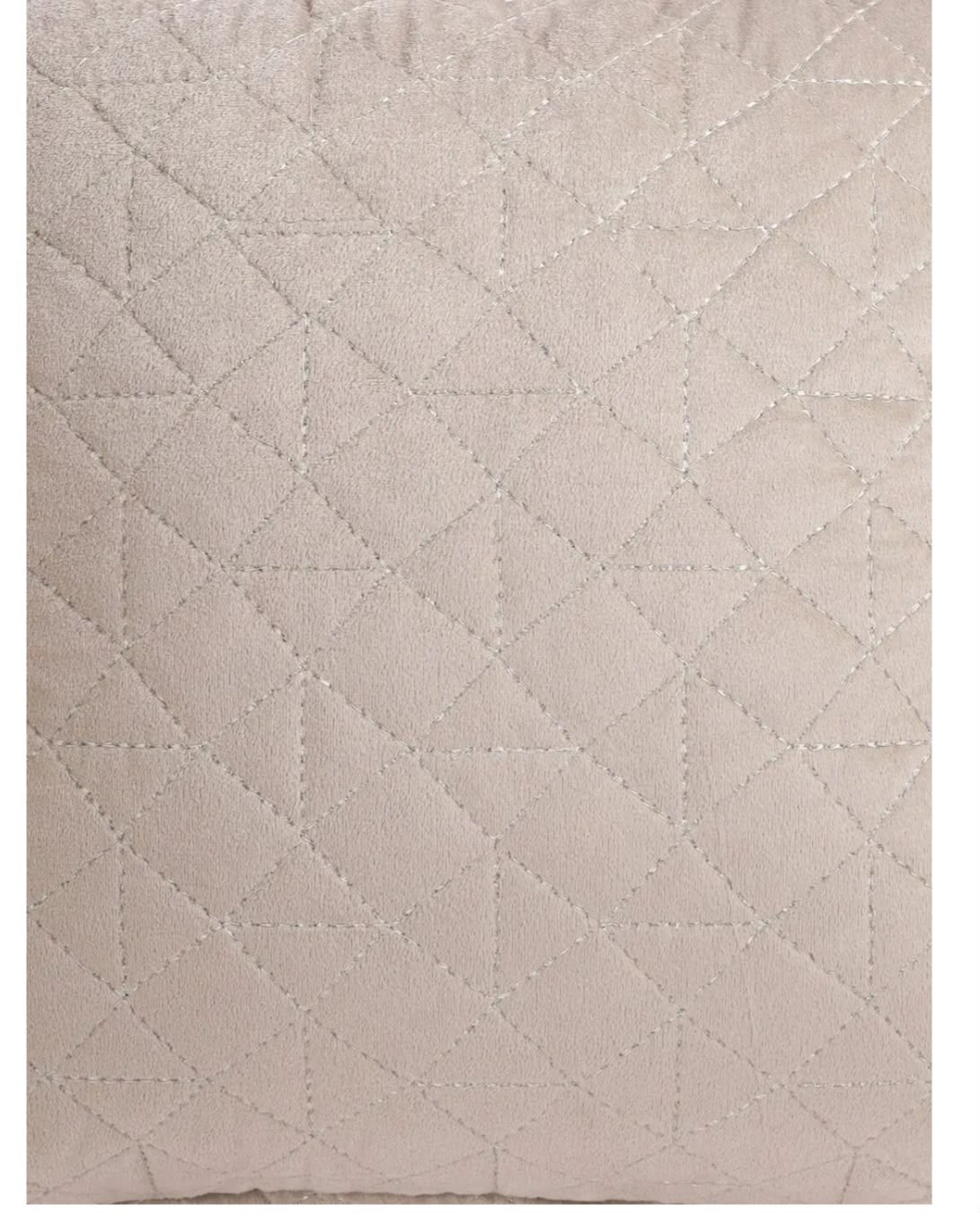 Sterling Crest Cushion Cover