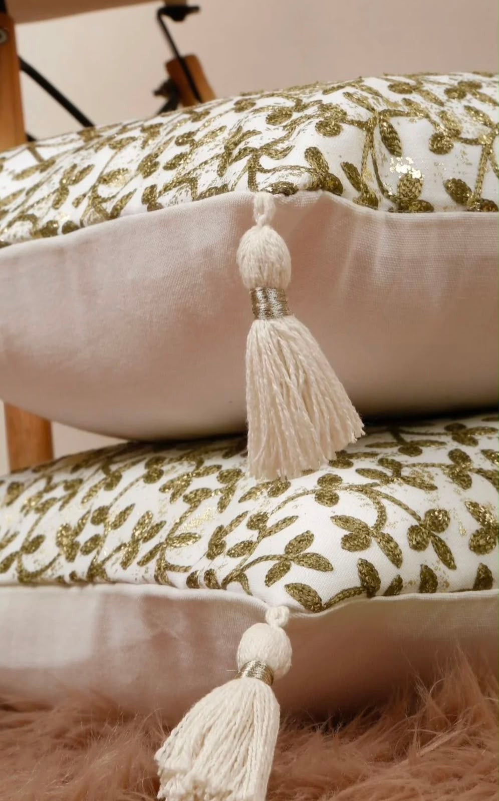 Briar Cushion Cover