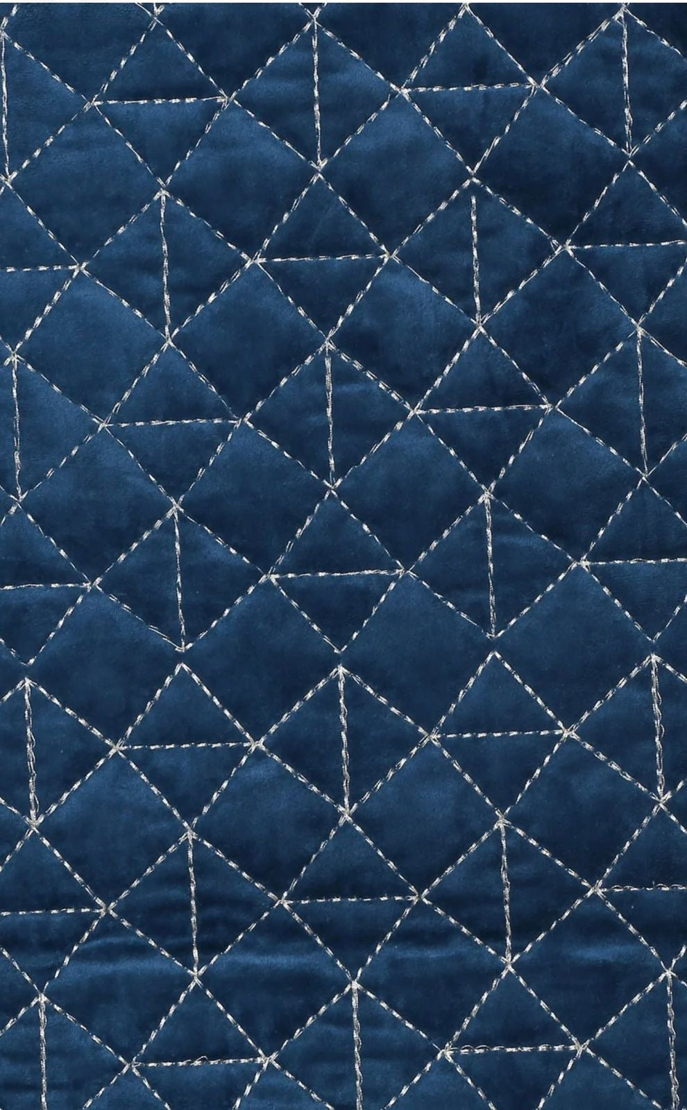 Kyanos Table Runner