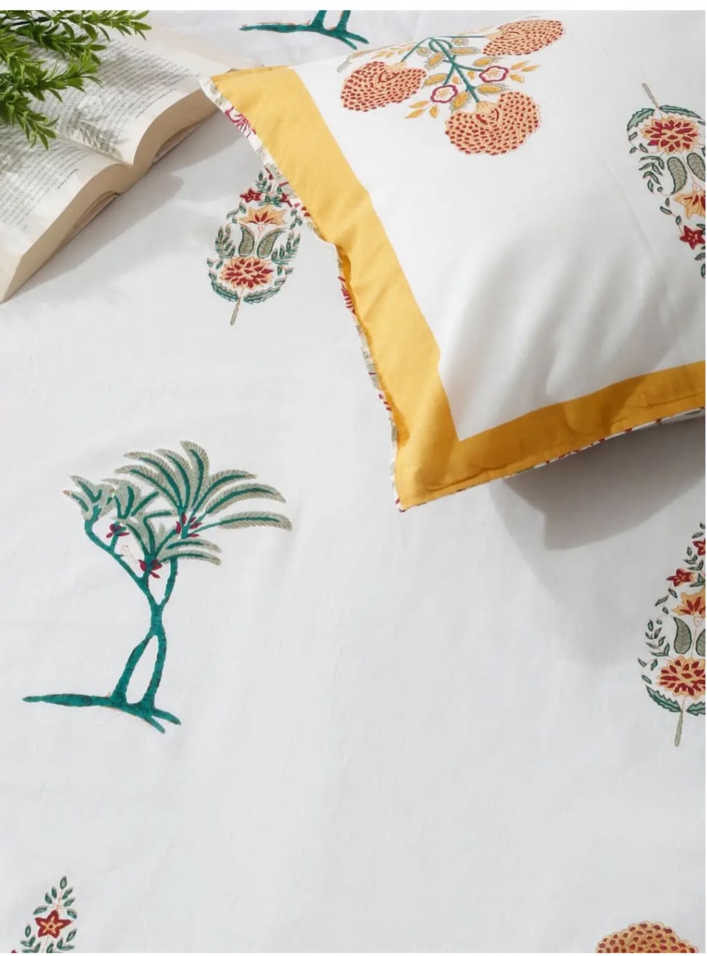 Snowbloom Bedsheet Set