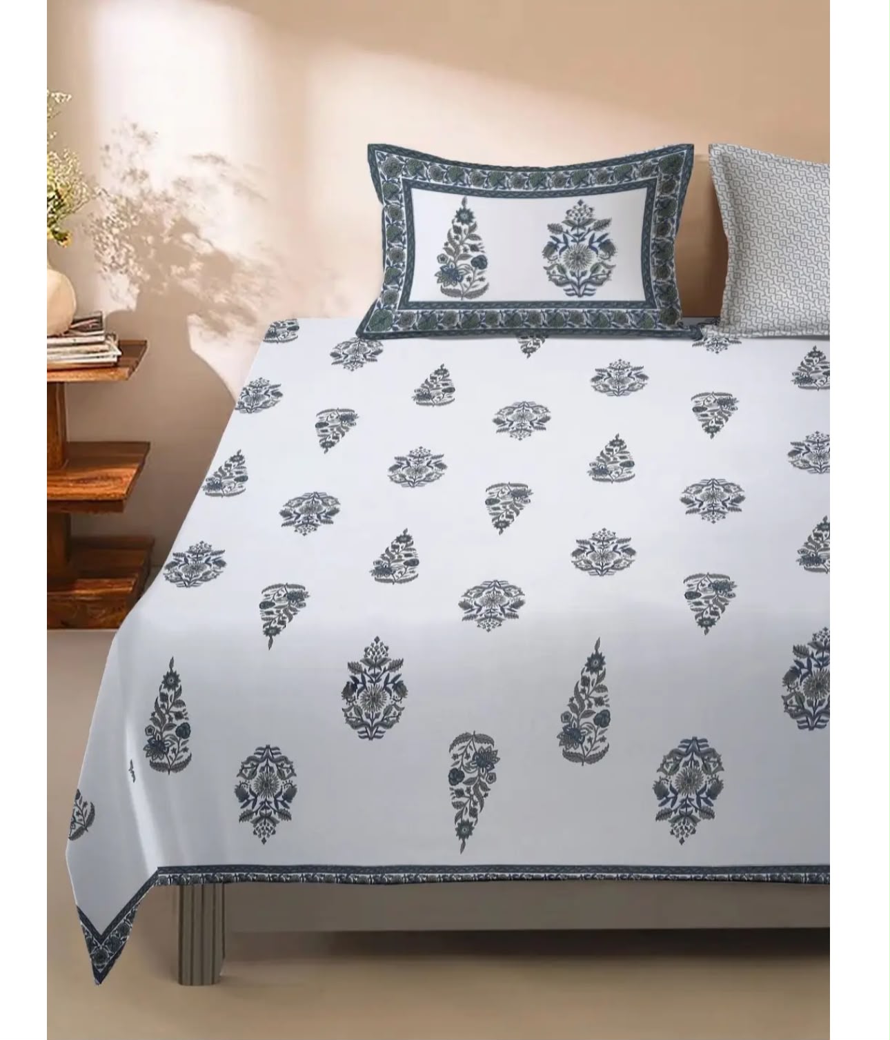 Ivory Heritage Bedsheet Set