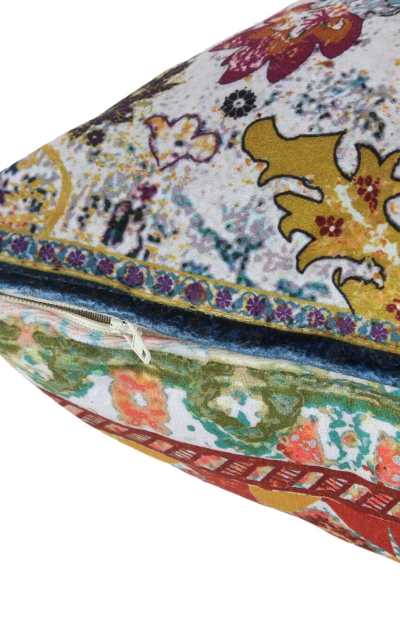 Petalnest Velvet Cushion Cover