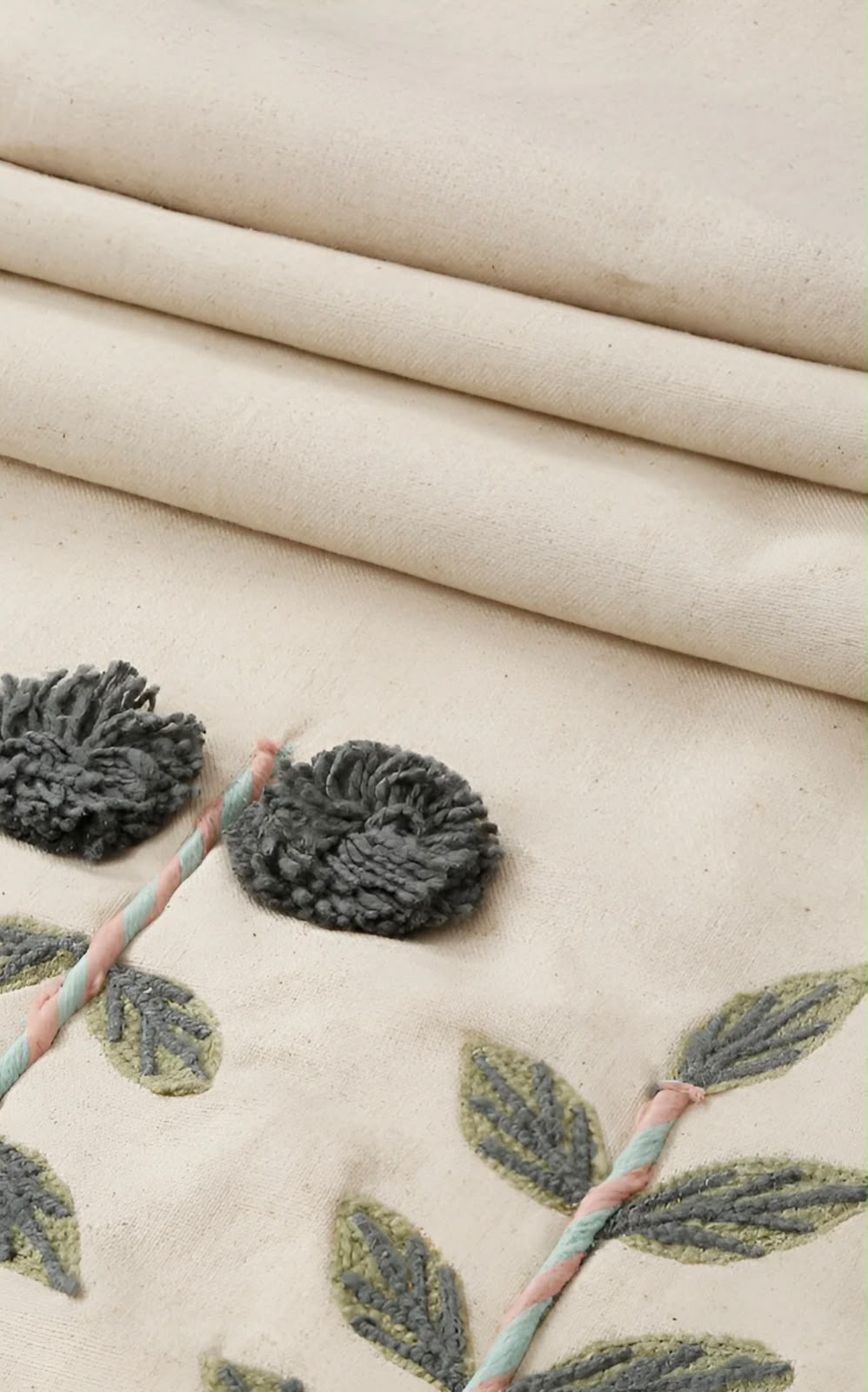 Greenhaven Table Runner