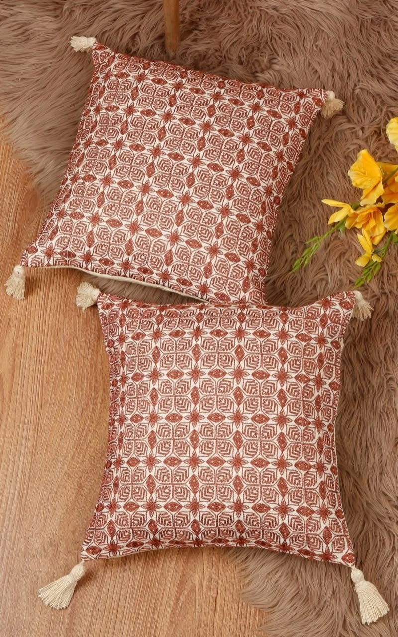 Mariglen Floral Cushion Cover
