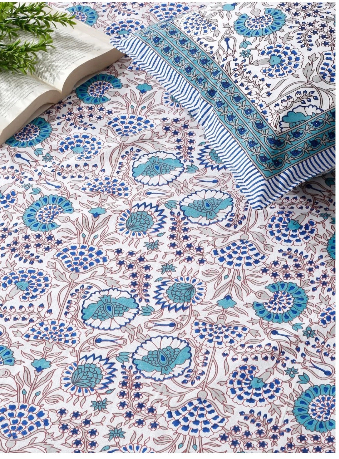 Zephyra Floral Bedsheet