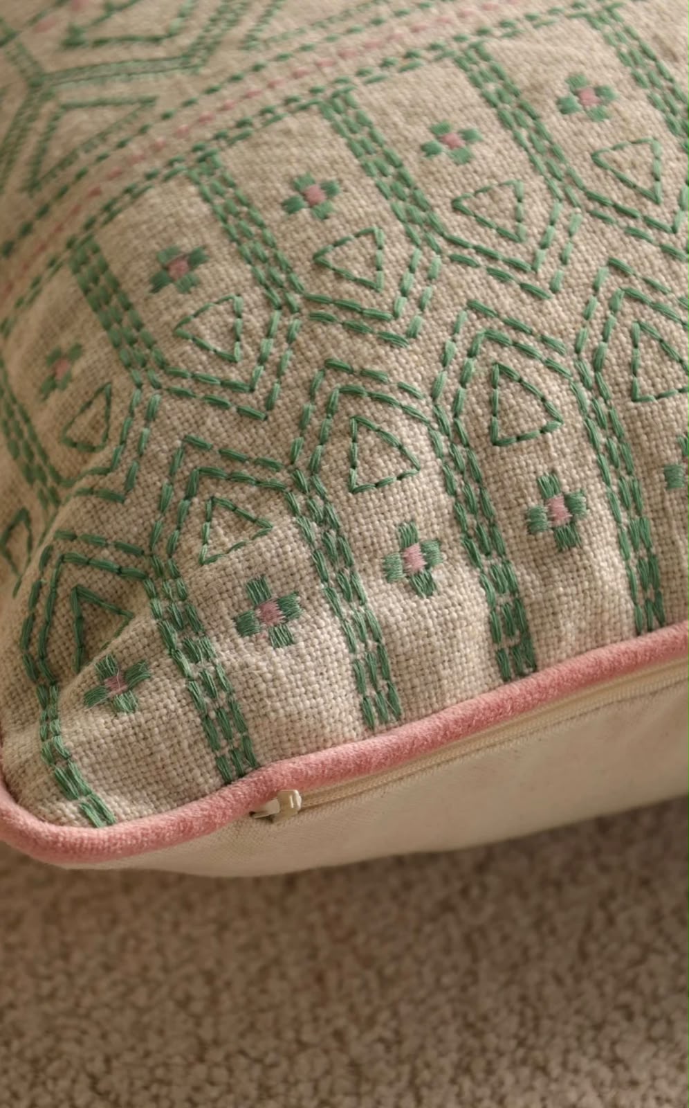Elaris Linen Cushion Cover