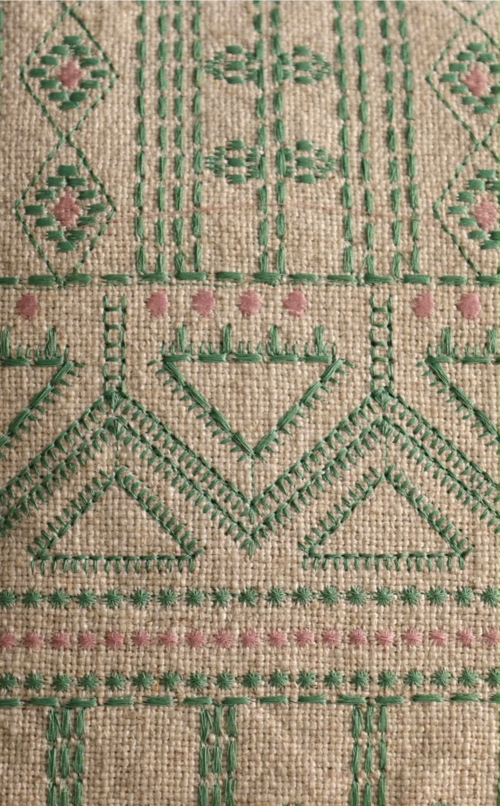 Elaris Linen Cushion Cover