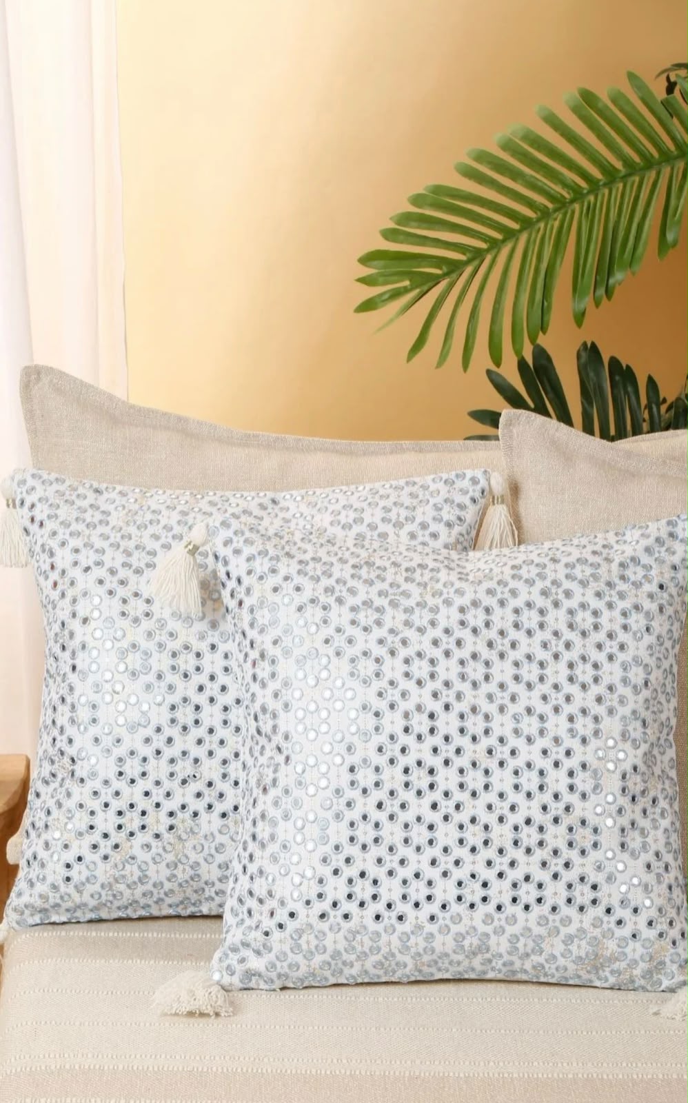 Izara Cushion Cover