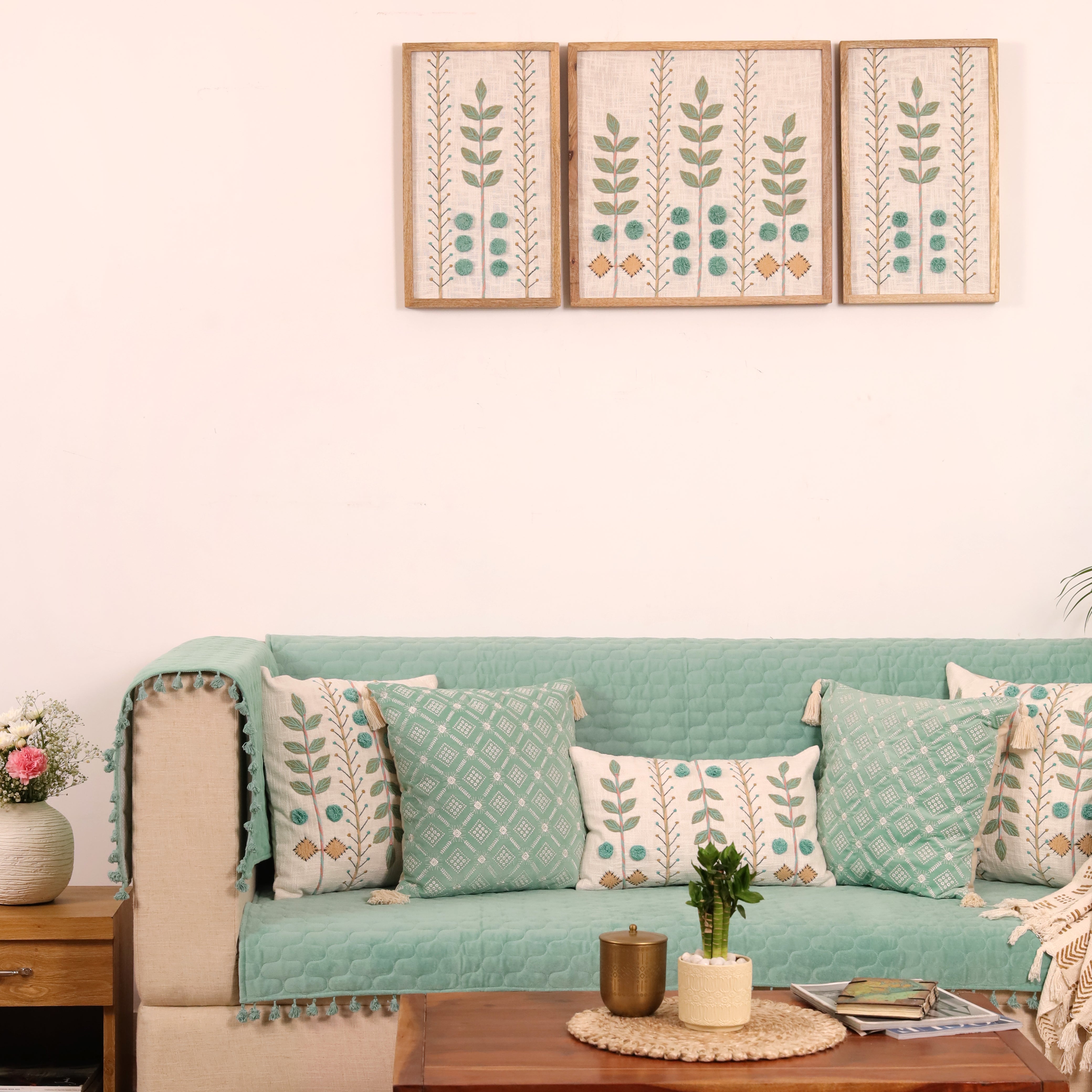 Aquarelle Gathered Living Room Setup