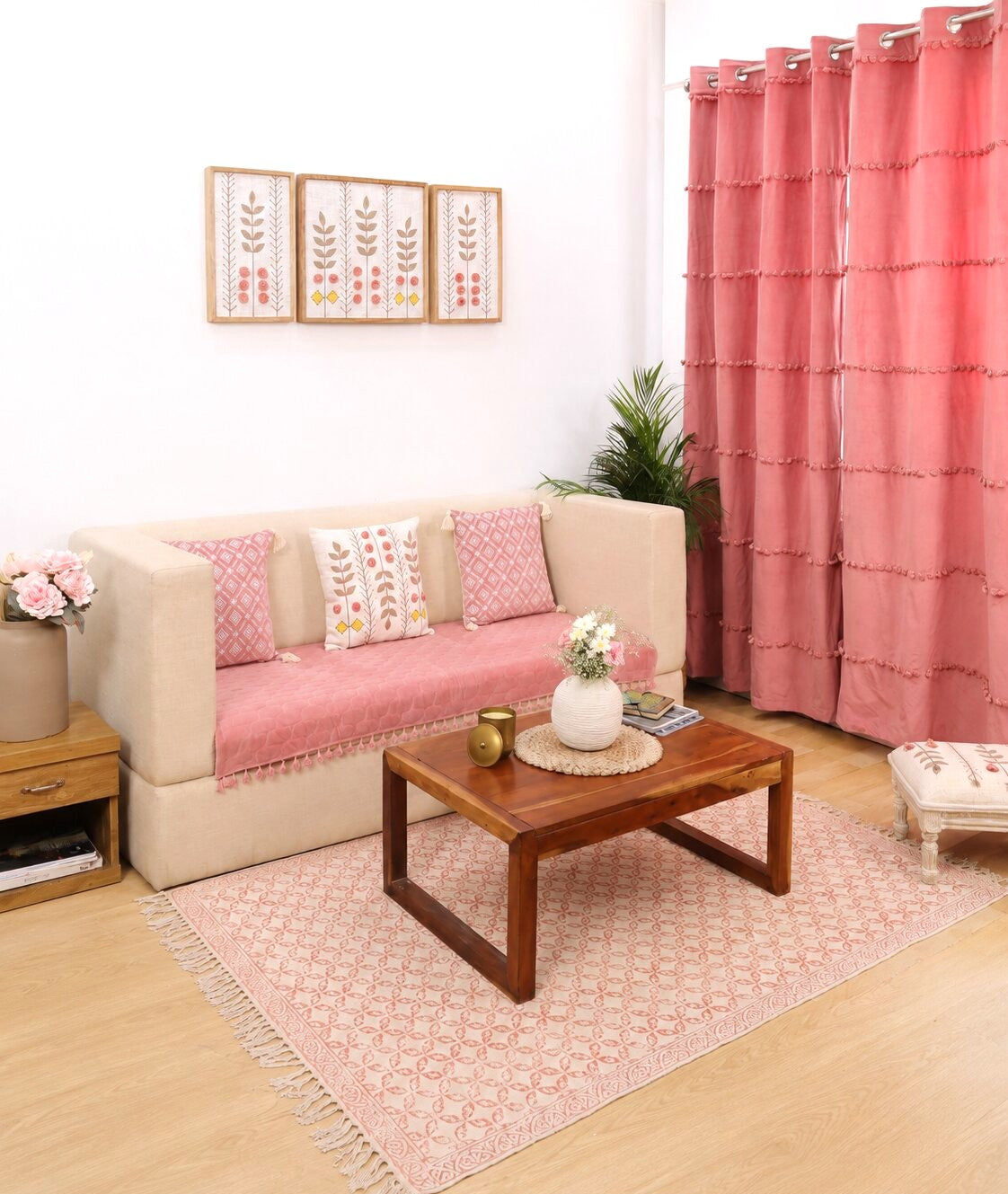 Rosavine Living Room Set