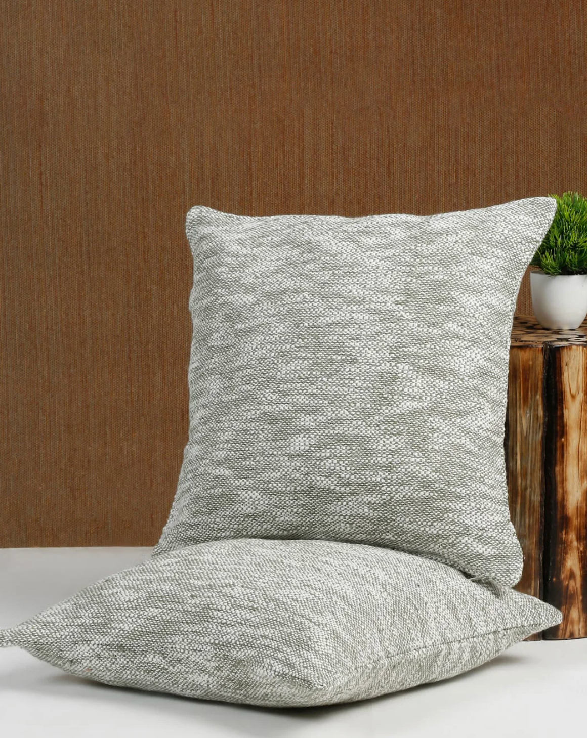 Emerald Nest Cushion Cover
