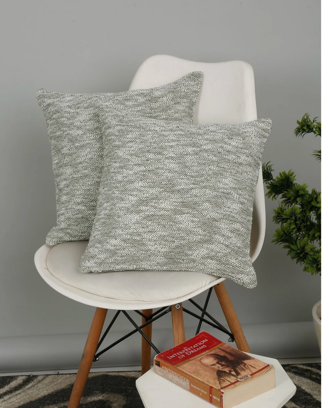 Emerald Nest Cushion Cover