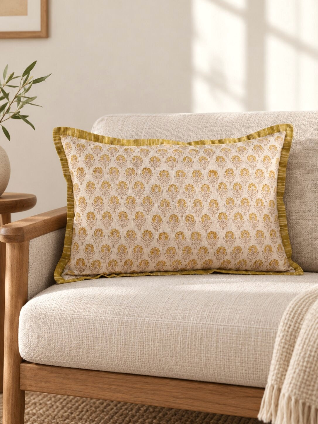 Heritage Bloom Linen Lumbar Pillow Cover