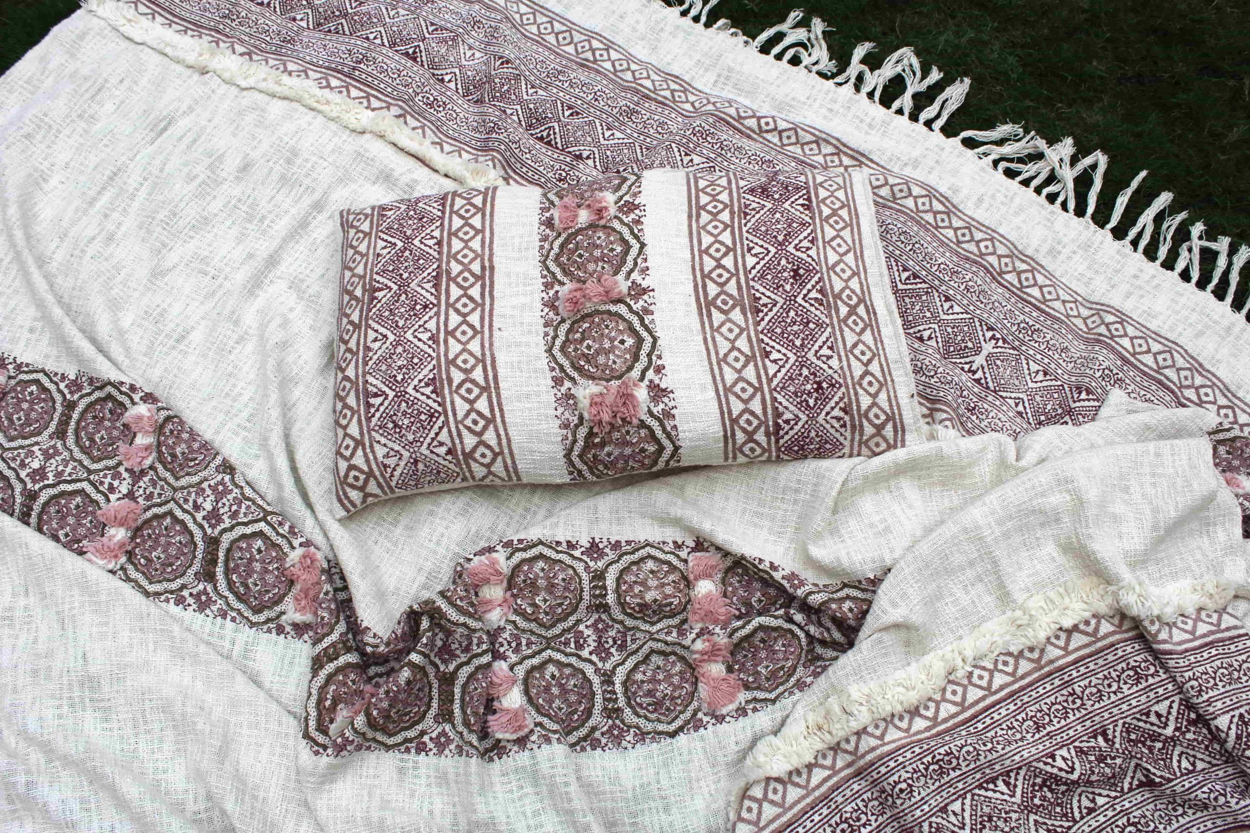 The Rise of Homegrown Artisan Collectives in India: A Look at Eydahomes and Beyond