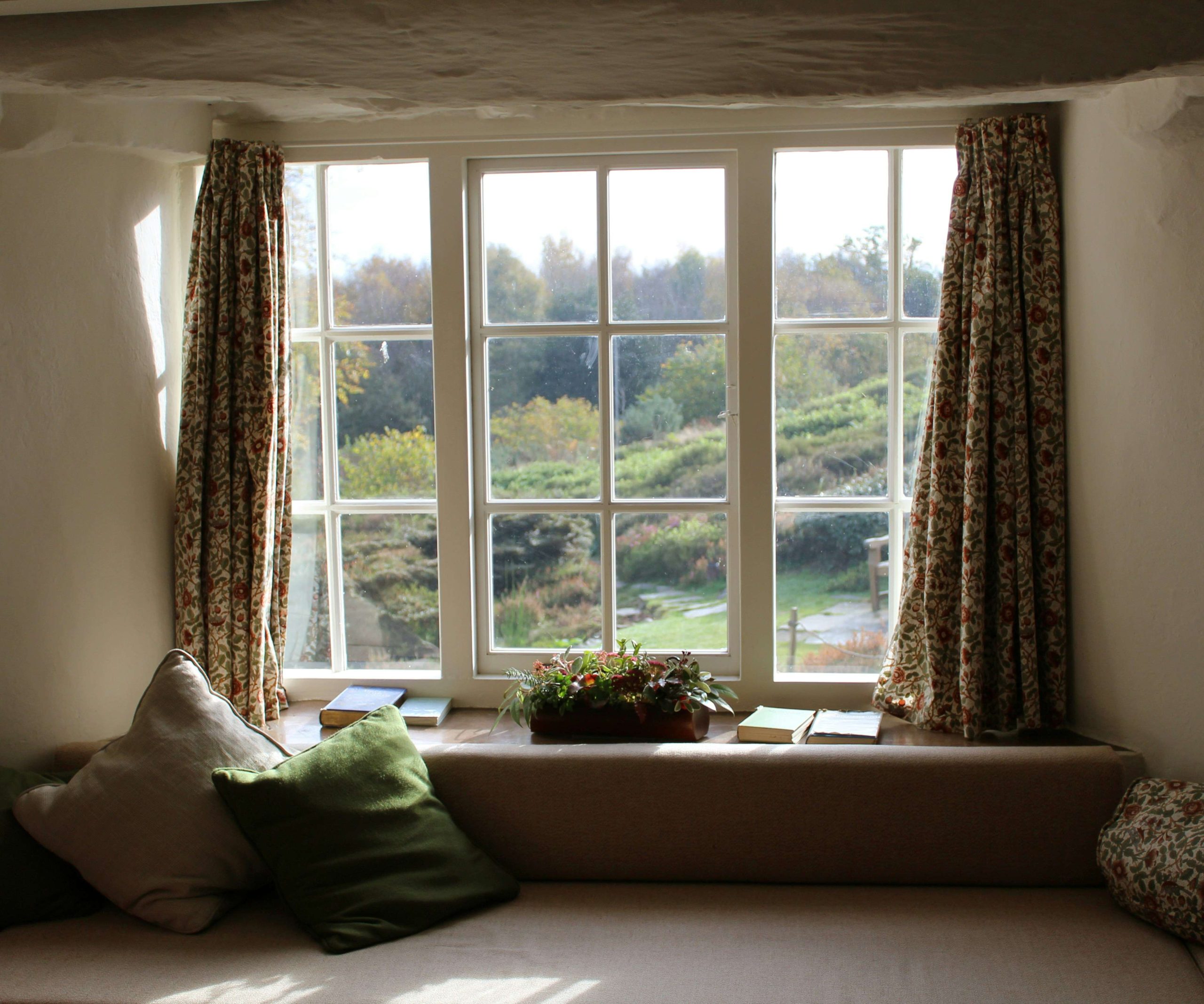 Best Curtain Manufacturers in India (2025 Buyer’s Guide)
